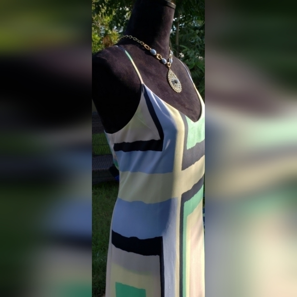 CHARLIE Jade dress - Picture 4 of 8